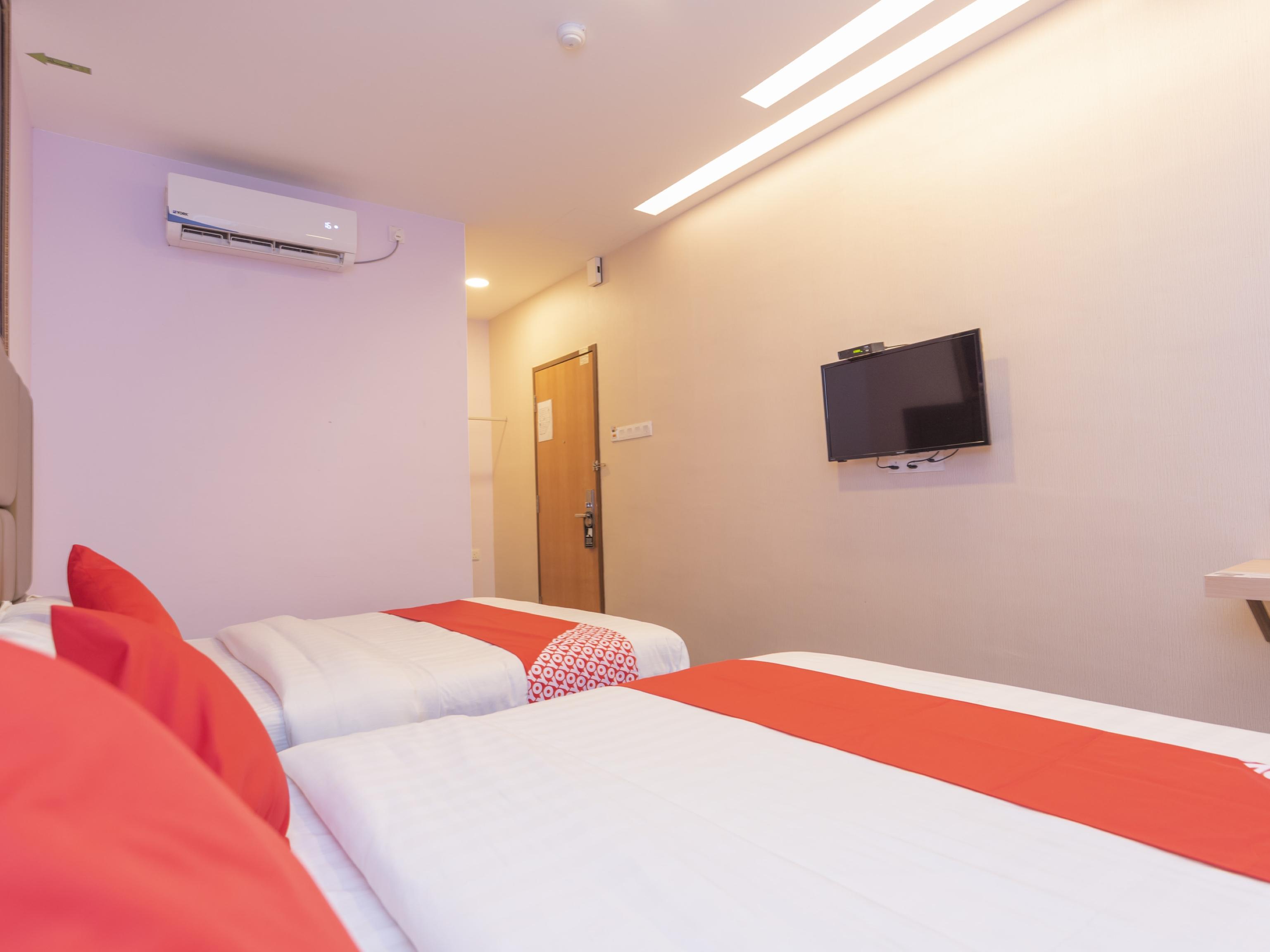 Zenz Hotel Kulai Ngoại thất bức ảnh