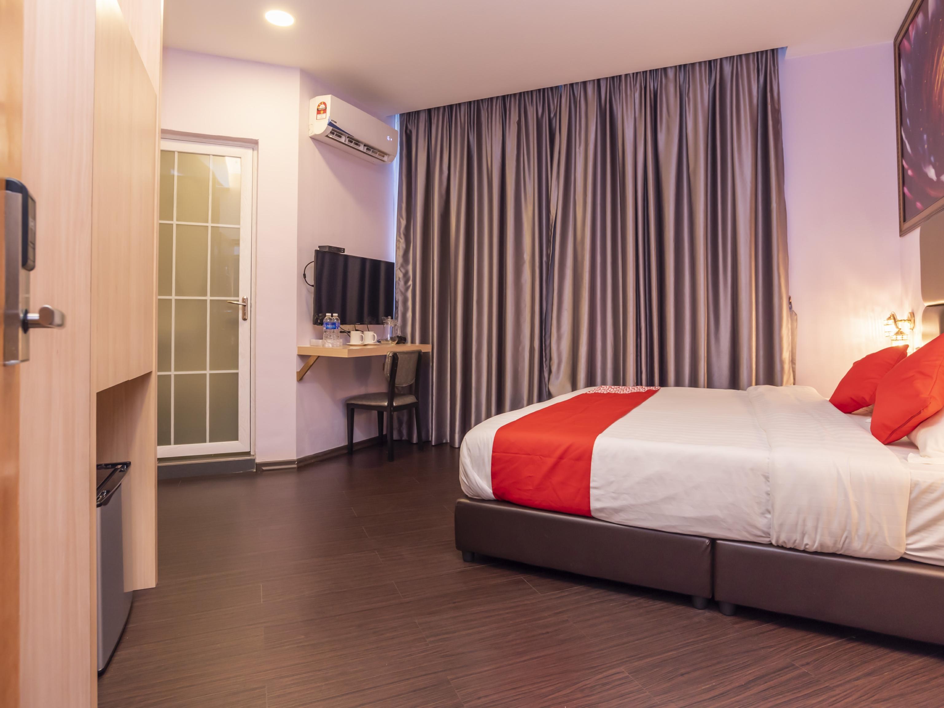 Zenz Hotel Kulai Ngoại thất bức ảnh