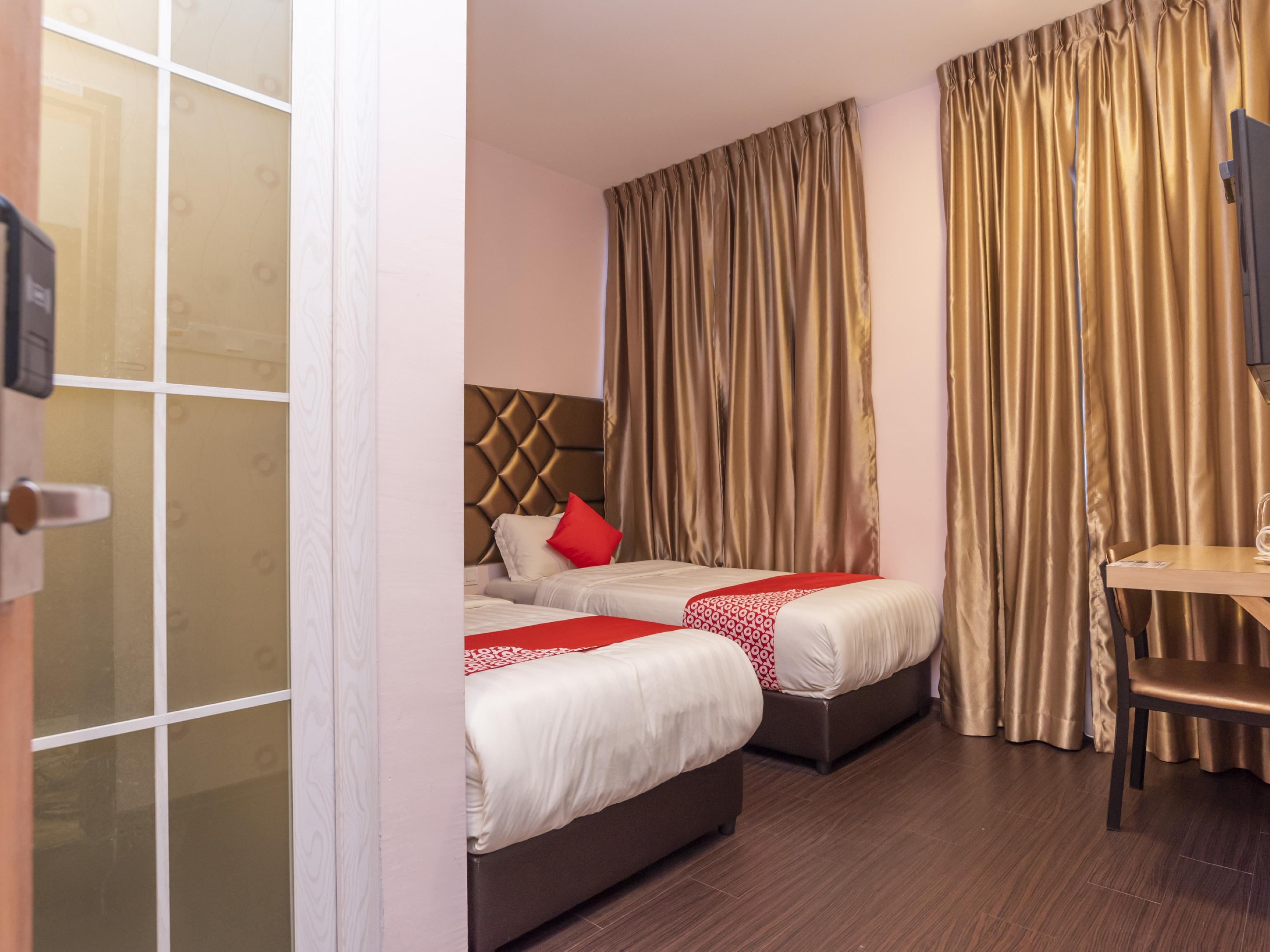 Zenz Hotel Kulai Ngoại thất bức ảnh