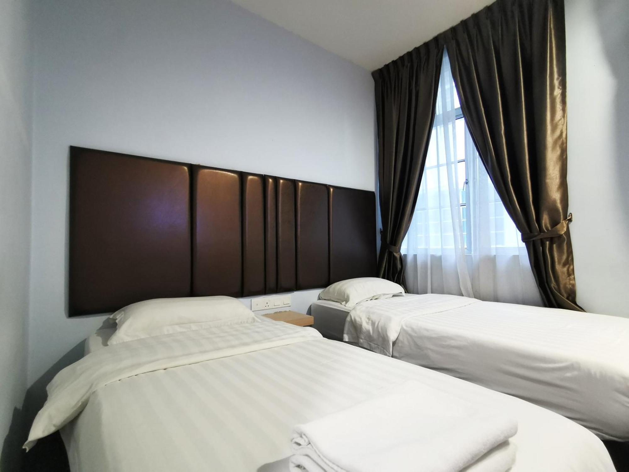 Zenz Hotel Kulai Ngoại thất bức ảnh